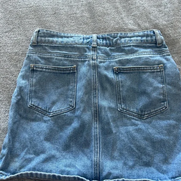 Jean skirt - Picture 3 of 3